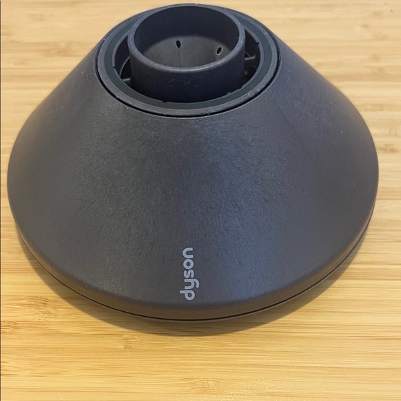 Dyson Hair Diffuser - Picture 3 of 4